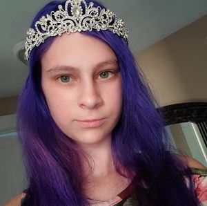 Meet your Posher, Amber